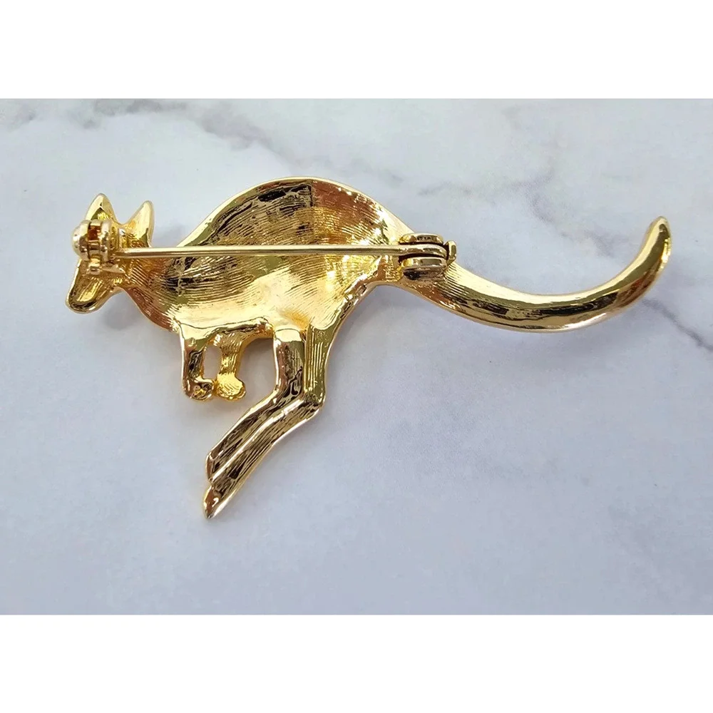 Vintage Rhinestone Kangaroo Figural Brooch Gold Tone 1980s Australia Souvenir